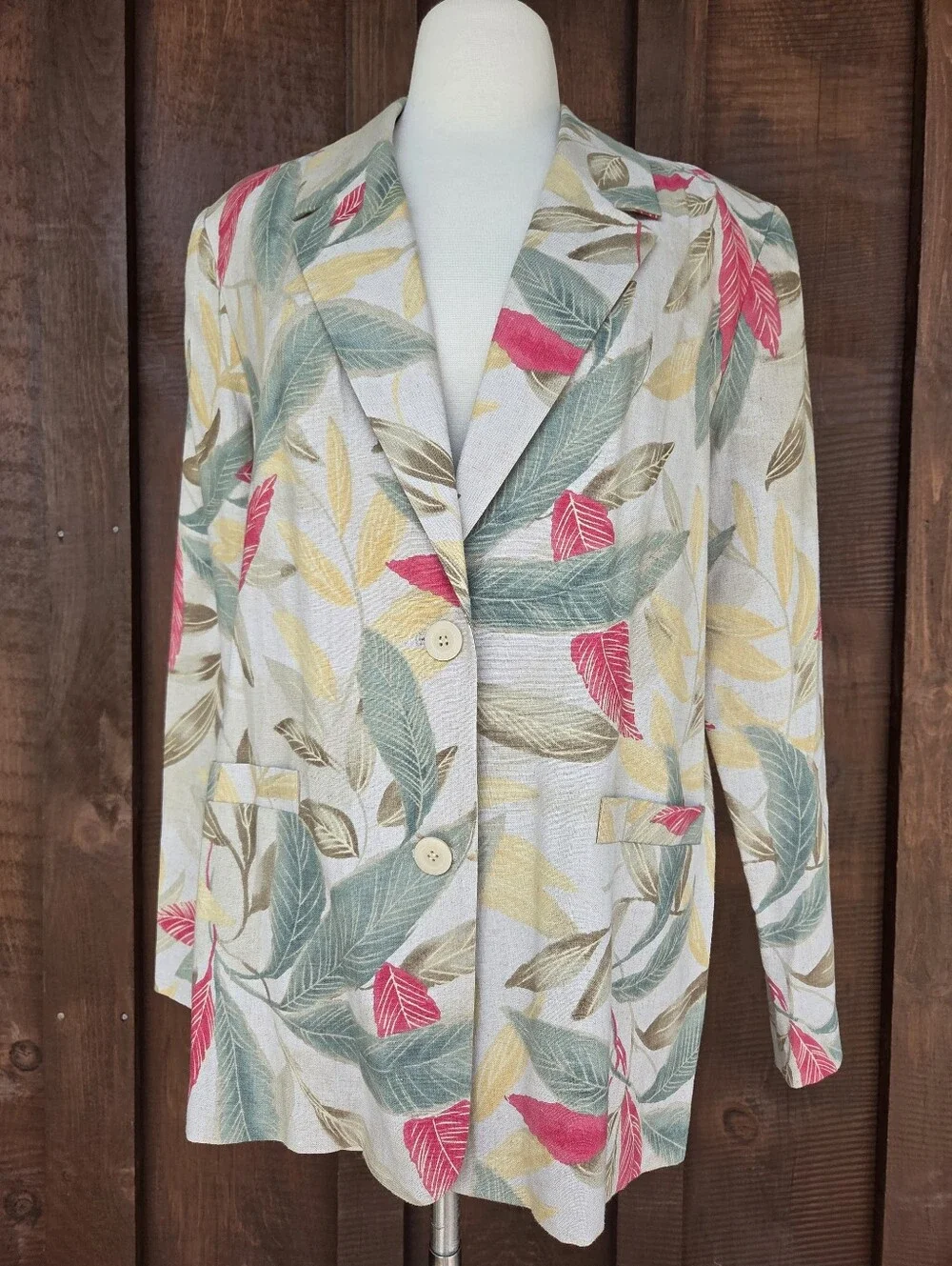M12. Linen Blend Tropical Floral Vintage Blazer